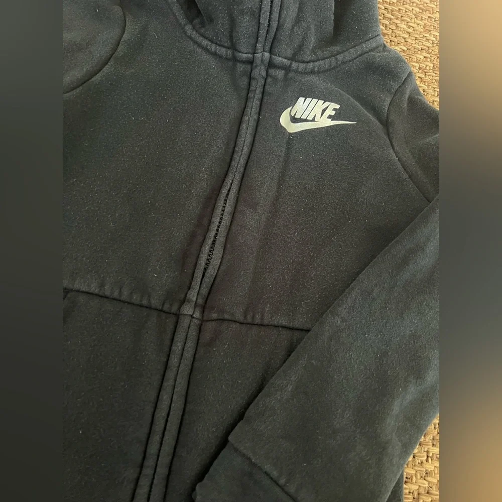 Nike Girl sweater